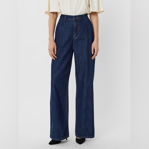 High Waisted Wide Leg Jeans (size 28) - Picture 4 of 4